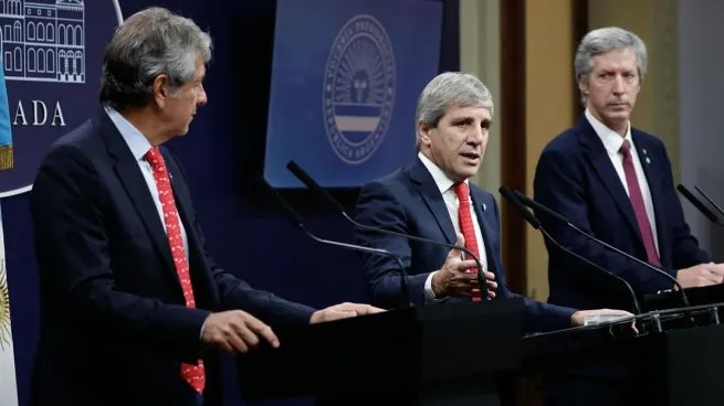 Gobierno lanzó el plan para incentivar el uso de dólares no declarados