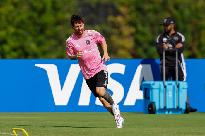 Con Messi como figura y Mascherano como entrenador