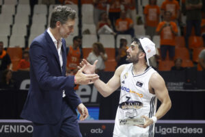 Real Madrid celebró una nueva Liga de España con Campazzo como MVP