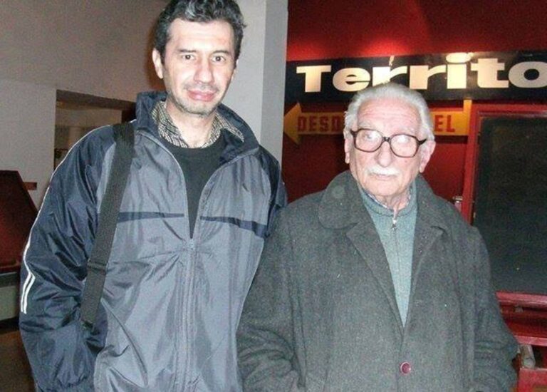 EL PERIODISTA Y ESCRITOR ALBERTO S. BONASTRE SALUDA A PLAZA 109