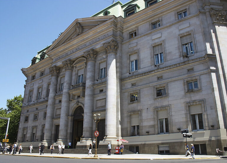 ‘Plan Estratégico’: el Banco Nación anunció el cierre de 60 sucursales en todo el país