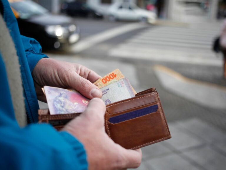 Una familia chaqueña necesitó casi $ 1.100.000 en mayo para no caer bajo la línea de pobreza