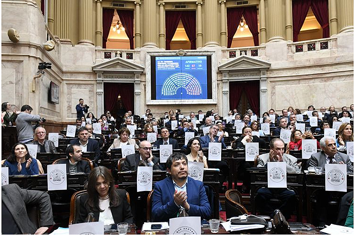 Diputados: la oposición aprobó una suba del 7,2% de las jubilaciones