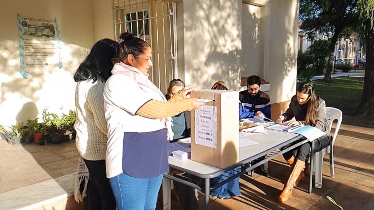ELECCIONES EN JUNTA DE NIVEL PRIMARIO RESISTENCIA
