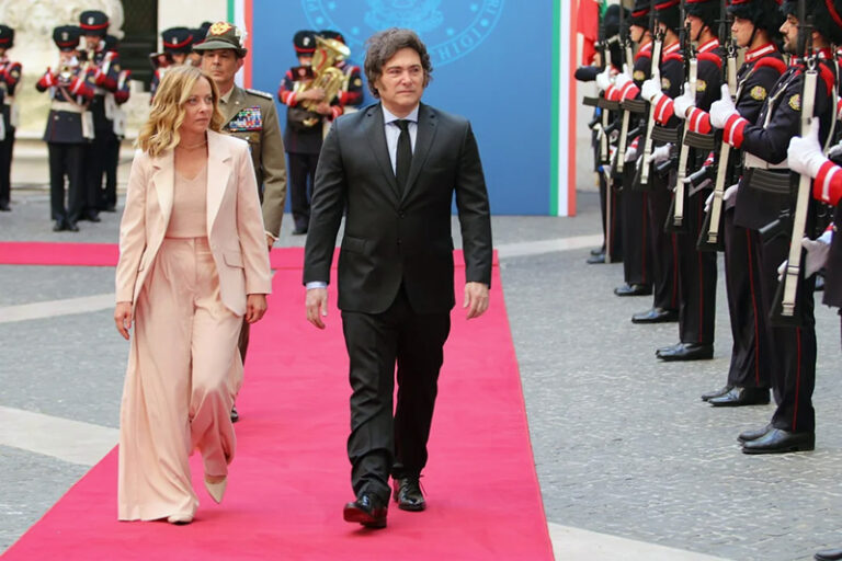 Argentina e Italia sellan acuerdo estratégico para exportar GNL al mundo