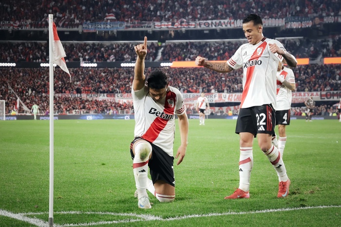 En el conjunto de Núñez hizo su debut Maximiliano Salas