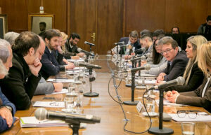 Economía de Nación recibió a las provincias pero no hubo acuerdo sobre un nuevo reparto de fondos