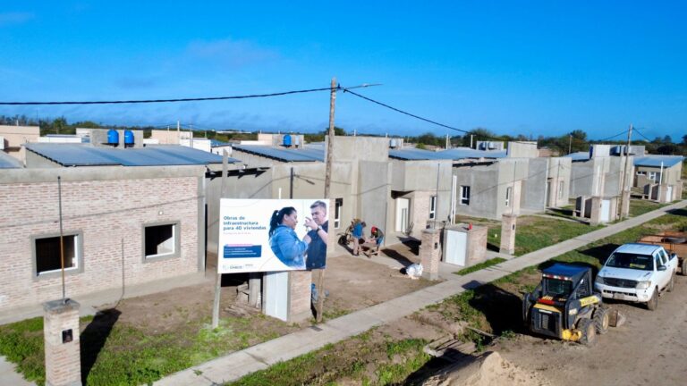 PRESIDENCIA DE LA PLAZA: AVANZA LA CONSTRUCCIÓN DE VIVIENDAS Y LAS OBRAS DE INFRAESTRUCTURA PARA MÁS HOGARES