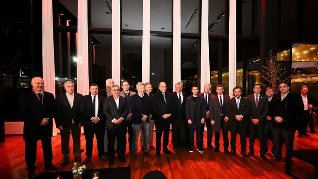 Guillermo Francos sumó foto con gobernadores
