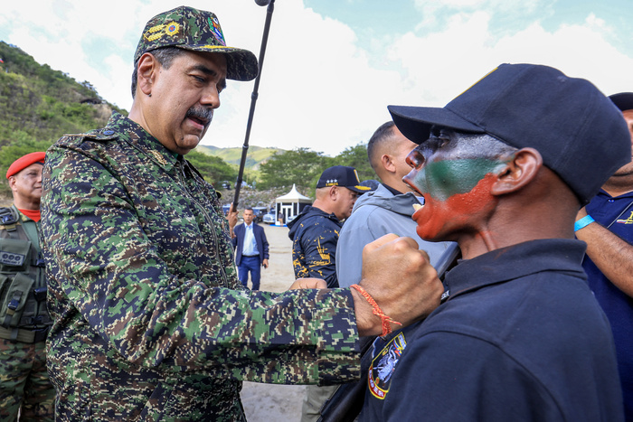 El presidente venezolano rechazó el despliegue de buques de EE.UU. en el mar Caribe