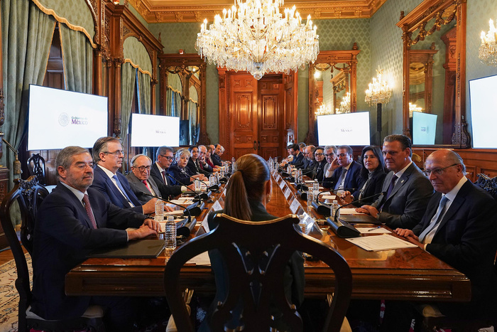 El encuentro de autoridades y empresarios fue presidido por la Claudia Sheinbaum