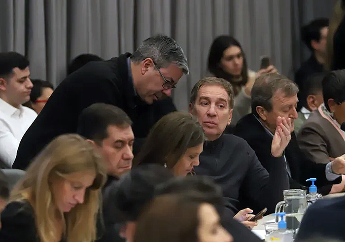 Diputados dictaminó el proyecto de Gobernadores para redistribuir el impuesto a los combustibles