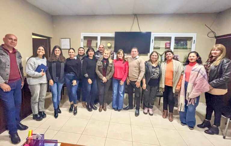 PRESIDENCIA ROCA: LA VICEGOBERNADORA IMPULSA LA SEGUNDA ETAPA DEL PROGRAMA FORTALEZA JUNTO A LOS MUNICIPIOS