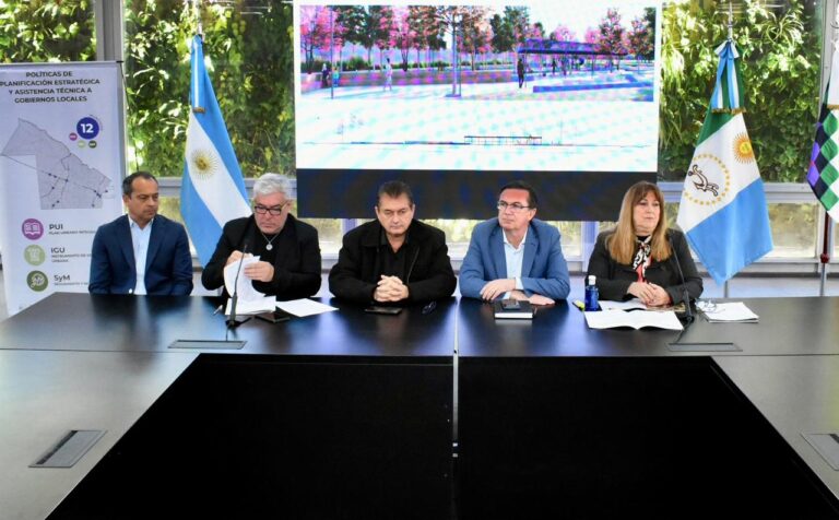 EL GOBIERNO PROVINCIAL PRESENTÓ EL PROGRAMA DE FORTALECIMIENTO ESTRATÉGICO PARA CENTROS URBANOS MUNICIPALES