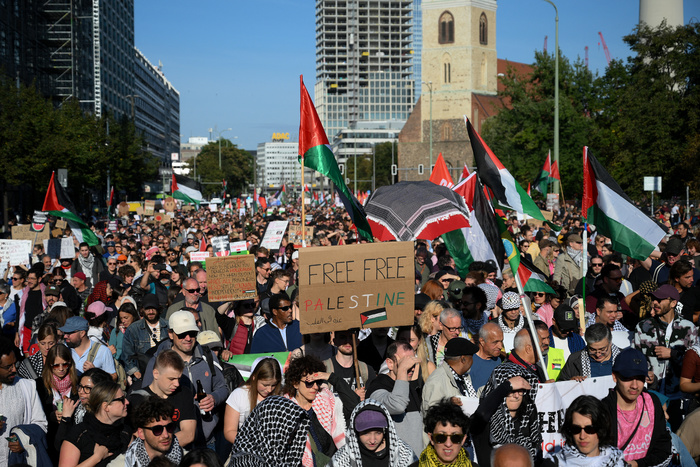 Más de 100 mil personas en las calles de Berlín