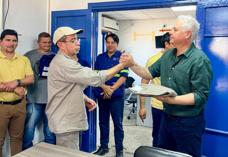 SE ENTREGÓ NUEVA INDUMENTARIA A AGENTES