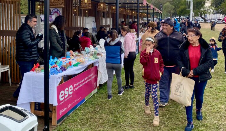 LOS EMPRENDEDORES MOSTRARON INNOVACIÓN Y CALIDAD EN LA ISLA DEL CERRITO