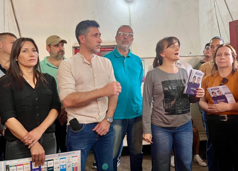 SILVANA SCHNEIDER Y LOS CANDIDATOS DE LLA, LLEVARON SUS PROPUESTAS A PUERTO TIROL