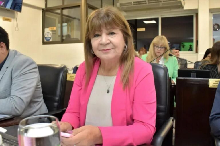 Zulma Galeano: “El intendente Leiva miente y debe rendir cuentas sobre los fondos de alumbrado”