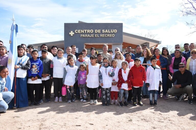 EL GOBERNADOR ZDERO INAUGURÓ 3 NUEVOS CENTROS DE SALUD EN EL IMPENETRABLE