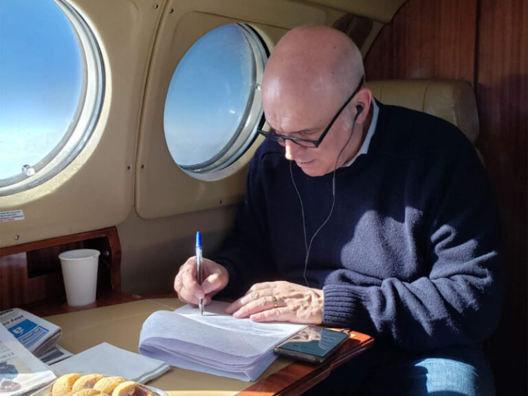 No fue una vez: José Luis Espert hizo 36 vuelos en los aviones del narco Fred Machado