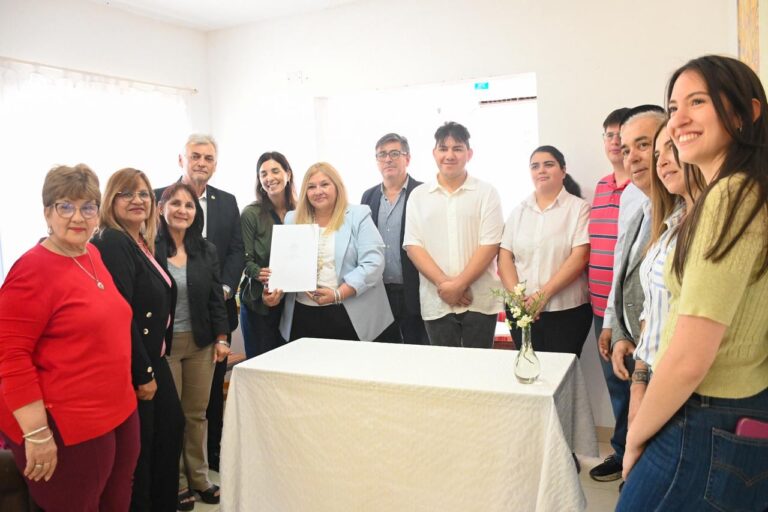 La inclusión se construye con oportunidades: jóvenes de Los Girasoles realizarán pasantías en la Legislatura