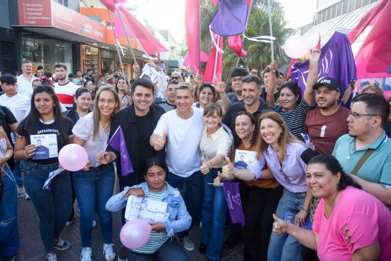 Cierre de campaña de la LISTA 503, COLOR VIOLETA