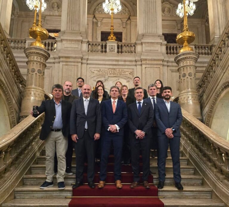 PORTUGAL: EL GOBERNADOR ZDERO FORTALECIÓ LAZOS INSTITUCIONALES EN LISBOA JUNTO AL NORTE GRANDE