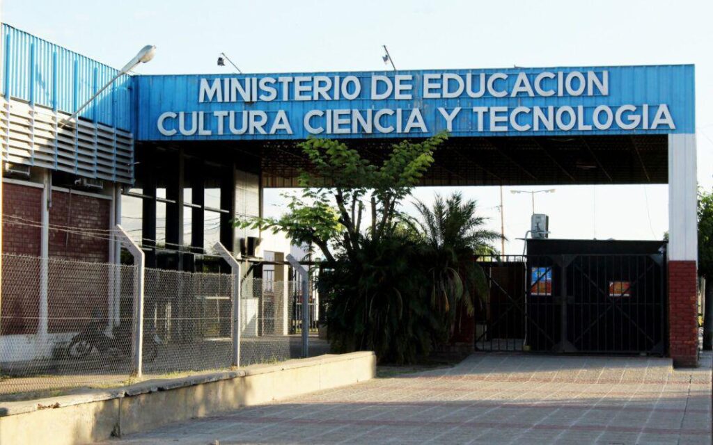COMUNICADO OFICIAL DEL MINISTERIO DE EDUCACIÓN