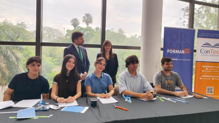 LA SENADORA SCHNEIDER ACOMPAÑÓ LA REUNIÓN DEL CONSEJO ASESOR POR LA REFORMA PROCESAL PENAL FEDERAL