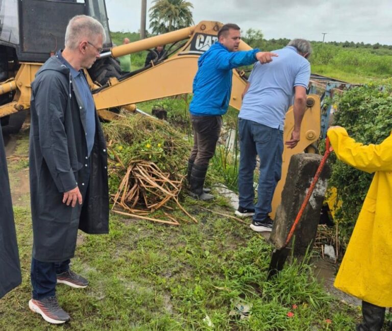 APA SIGUE SUPERVISANDO TRABAJOS CLAVES DE DESAGÜES