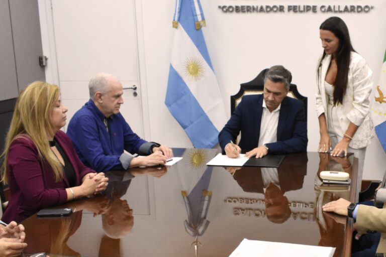 MUSEO “AUGUSTO SCHULZ”: DESPUÉS DE 60 AÑOS, SE CONCRETÓ EL TRASPASO DEL MUNICIPIO A LA PROVINCIA