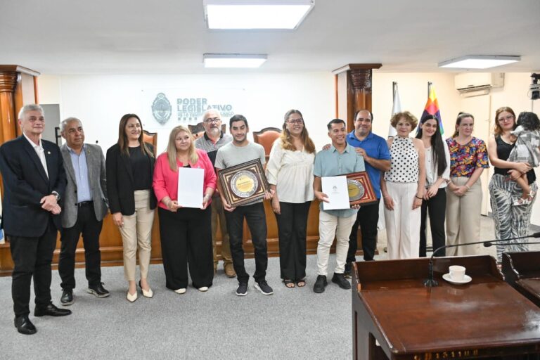 Fútbol para Ciegos: el Poder Legislativo reconoció a Abel Estigarribia y Ángel Deldo García