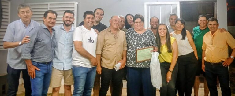 RECONOCIMIENTO EN LA GESTIÓN Y EN EL LIDERAZGO DE LA PRESIDENTE YOLANDA JAHSIN EN LA COOPERATIVA DE AGUA POTABLE DE PRESIDENCIA DE LA PLAZA