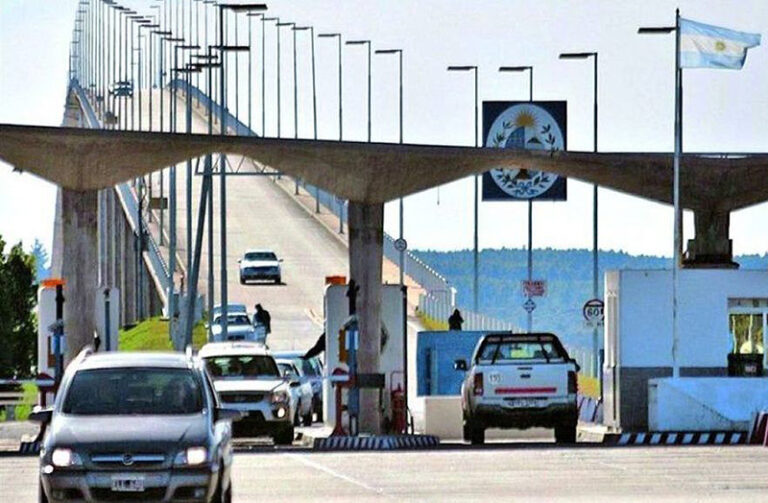 Más de 128.000 argentinos cruzaron a Uruguay