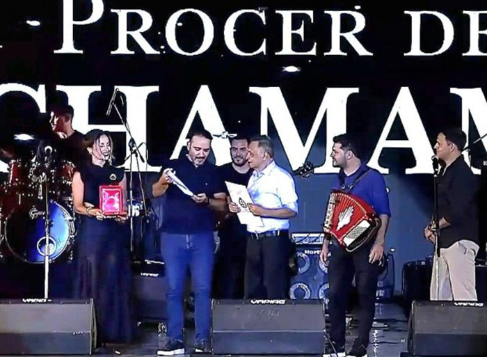 Mario Boffil fue nombrado Prócer del Chamamé en el cierre de la Fiesta Nacional