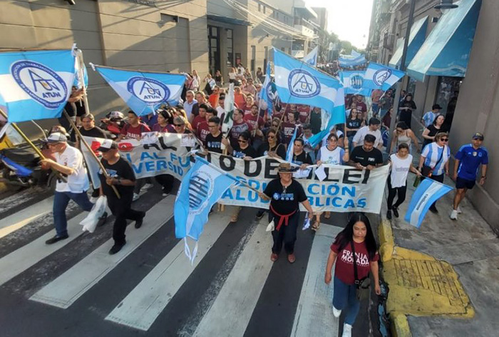 Trabajadores de Corrientes y Chaco califican de insuficiente