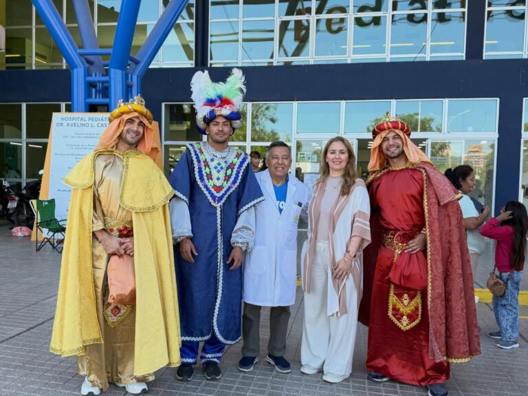 HOSPITAL PEDIÁTRICO: LOS REYES MAGOS COMPARTIERON UN MOMENTO DE ESPERANZA CON LAS FAMILIAS