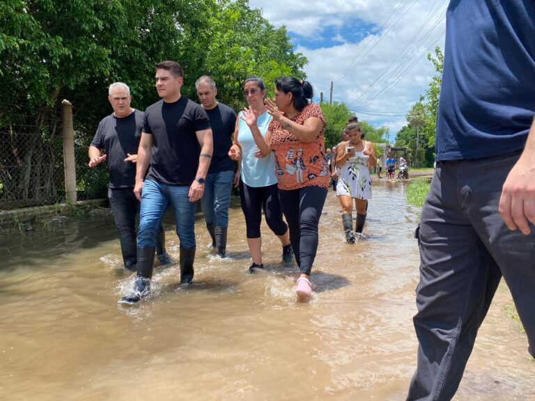 EN BARRANQUERAS: OPERATIVO INTEGRAL Y DE ASISTENCIA A LAS FAMILIAS