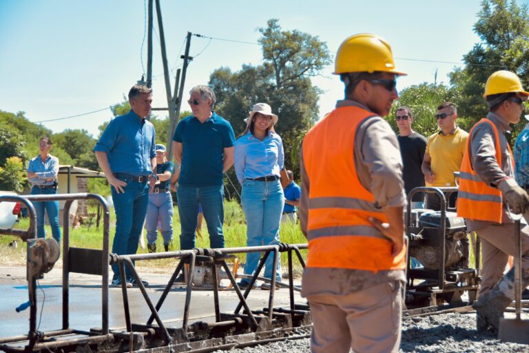 EL GOBERNADOR ZDERO INSPECCIONÓ LAS OBRAS DE REPARACIÓN EN LA RUTA PROVINCIAL N° 9