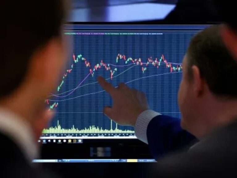 A contramano del mundo, el mercado argentino cae tras el ataque a Venezuela