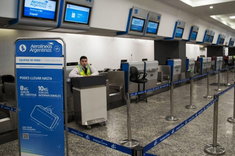 Gremio nacional aeronáutico anunció paro en 27 aeropuertos