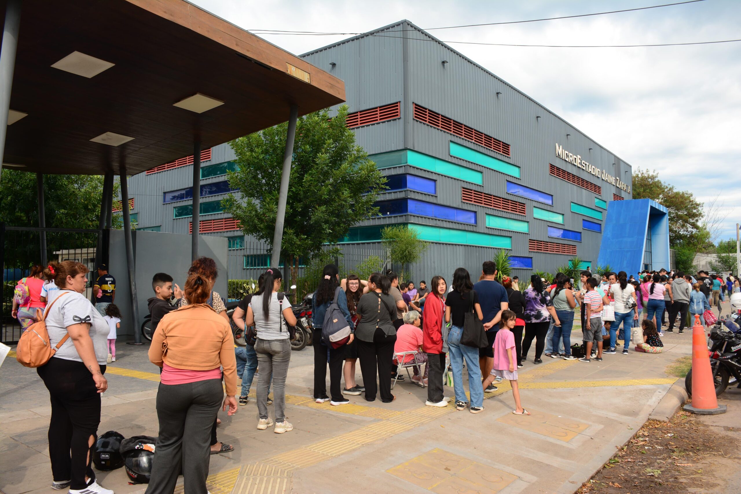 SALUD: MÁS DE 700 ATENCIONES EN LOS OPERATIVOS “FEBRERO EN ACCIÓN” REALIZADOS EN SIMULTÁNEO EN RESISTENCIA