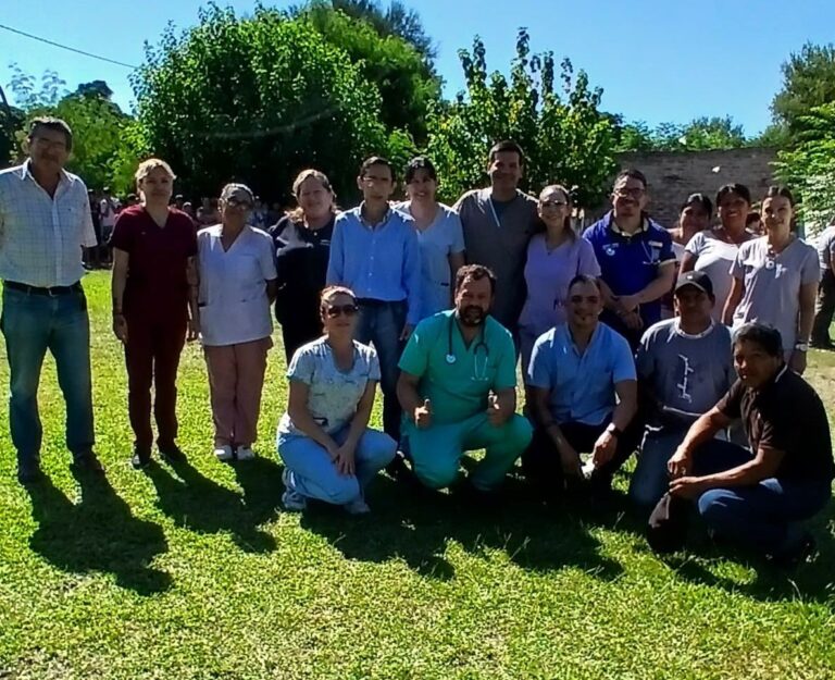 MACHAGAI: IMPORTANTE OPERATIVO DE SALUD CON CONTROLES Y VACUNACIÓN EN LA QUINTA 50