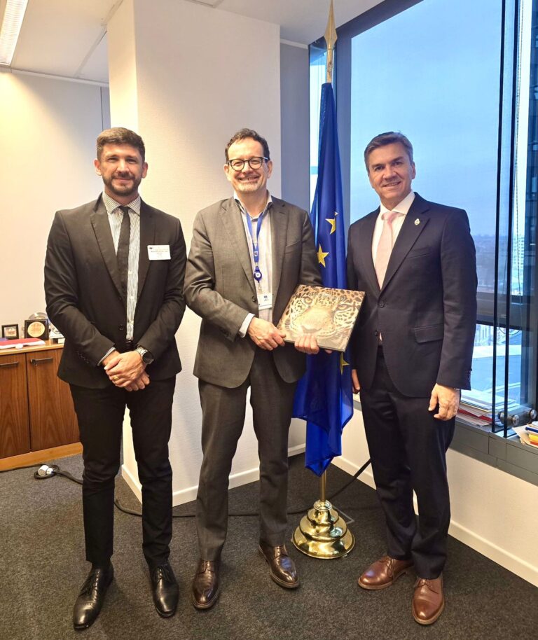 ZDERO SE REUNIÓ CON AUTORIDADES DE LA COMISIÓN EUROPEA PARA IMPULSAR EL ACUERDO UE–MERCOSUR