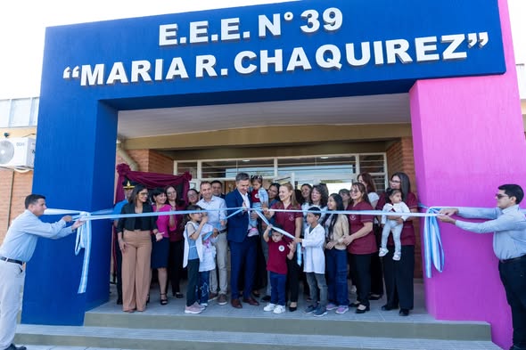 PRESIDENCIA DE LA PLAZA: EL GOBERNADOR ZDERO INAUGURÓ EL NUEVO EDIFICIO DE LA ESCUELA ESPECIAL N° 39