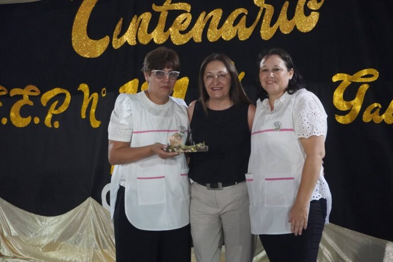 Maggio celebró el centenario de la Escuela Nº 131 de Presidencia de la Plaza