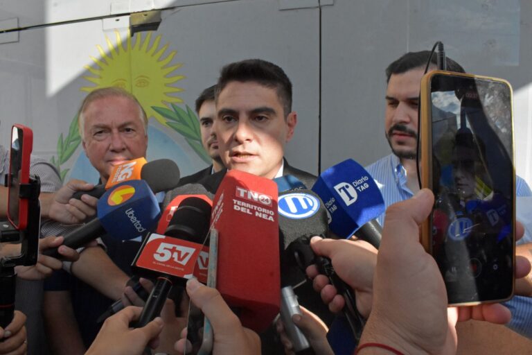 LICENCIAS GREMIALES: “NO HAY QUE PAGAR A QUIEN NO TRABAJA” EXPRESÓ EL MINISTRO FERRO