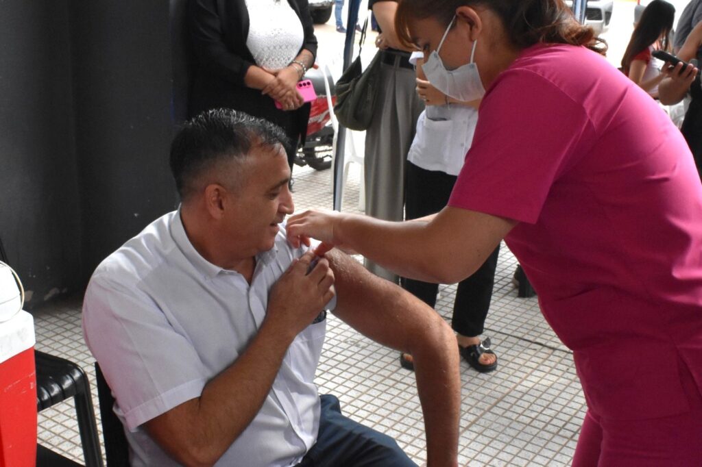 EL GOBIERNO DEL CHACO COMENZÓ HOY LA CAMPAÑA DE VACUNACIÓN ANTIGRIPAL 2026
