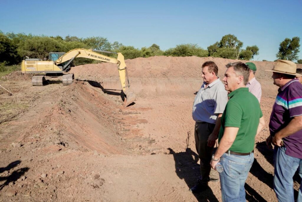 REPRESAS COMUNITARIAS: AVANZAN OBRAS PARA GARANTIZAR AGUA AL SECTOR PRODUCTIVO